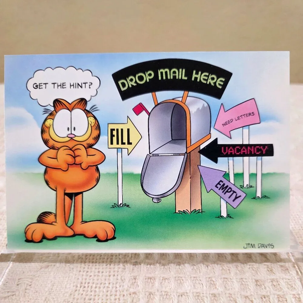 Vintage 1978 Garfield Jim Davis GET THE HINT? DROP MAIL HERE Postcard Unused